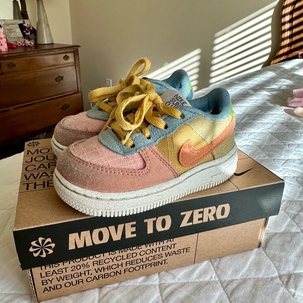 7/10 condition worn.